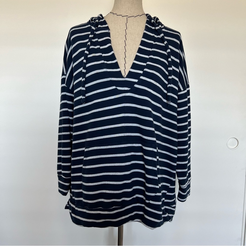 Allen Allen blue and white striped v neck
